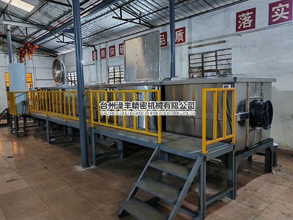 1764826423910815.jpg 1200自控型翻轉(zhuǎn)脫膠 翻轉(zhuǎn)噴淋清洗有機(jī)浸滲設(shè)備s.jpg